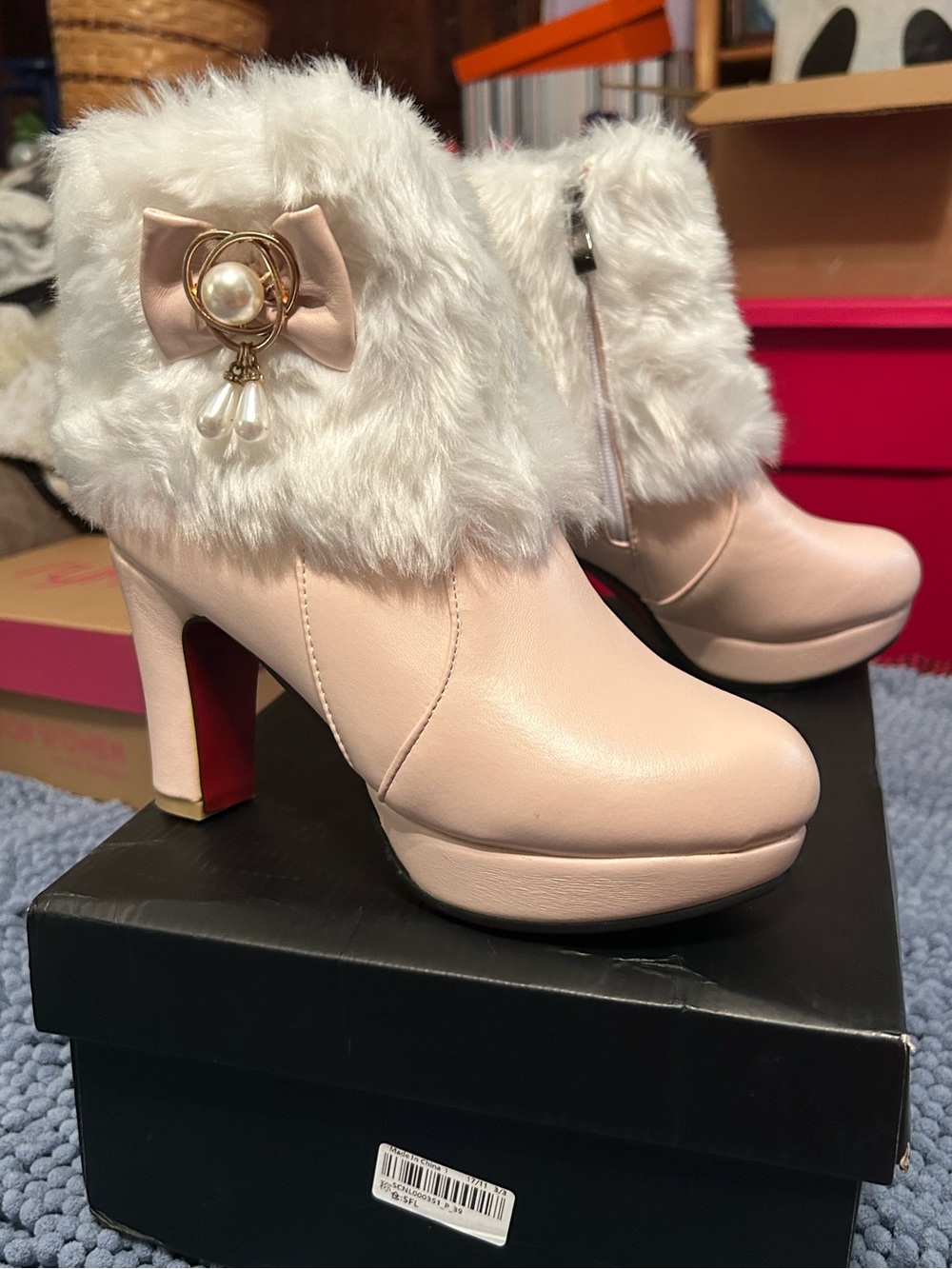 NIB Retro Stage Faux Fur Trim Pink High-Heel Ankle Boots Bow Accent Women’s 9